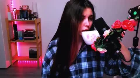 Peachy online show from 10-14-25, 02:29