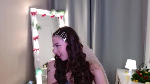 Chloe online show from 01-14-26, 02:01