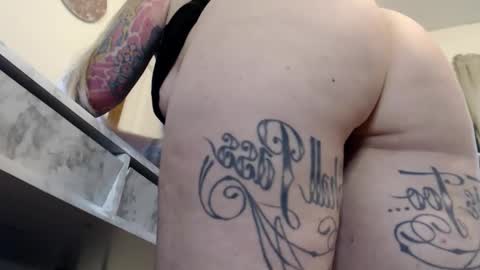 Snapshot of peachyykat chatting on 12-28-24, 12:56 kat online show from 12-28-24, 12:56