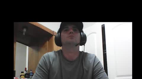 Snapshot of peachz_n_cream chatting on 12-24-24, 10:39 peachz_n_cream online show from 12-24-24, 10:39