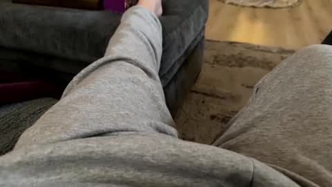 Snapshot of peakingondaddy chatting on 11-23-25, 12:49 peakingondaddy online show from 11-23-25, 12:49