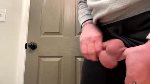 Snapshot of peakingondaddy chatting on 02-04-26, 07:20 peakingondaddy online show from 02-04-26, 07:20