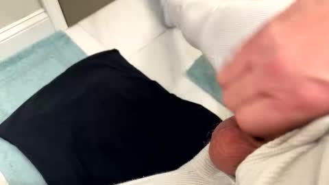 Snapshot of peakingondaddy chatting on 02-19-26, 07:43 peakingondaddy online show from 02-19-26, 07:43