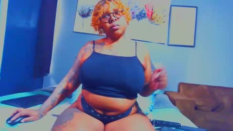 Pearl online show from 02-10-25, 09:04