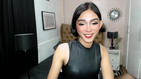 Pearl online show from 02-22-25, 03:01