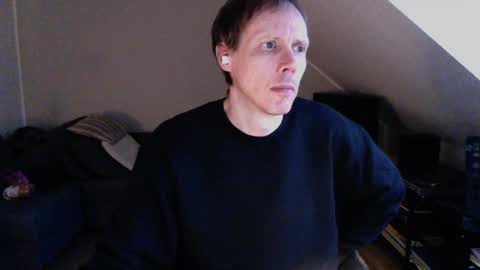 Snapshot of pedrohh chatting on 02-22-26, 02:59 Arno online show from 02-22-26, 02:59