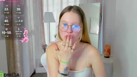 Snapshot of peggyhunt chatting on 02-28-26, 09:32 Peggy online show from 02-28-26, 09:32