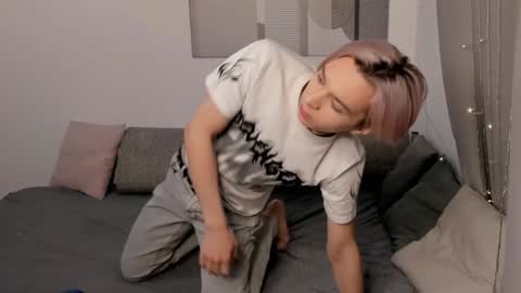 Leo online show from 12-20-24, 06:19