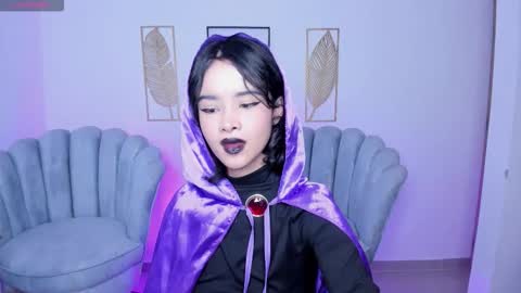 Snapshot of pekylove chatting on 10-31-25, 05:58 pekylove online show from 10-31-25, 05:58