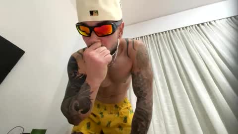 penebunny online show from 12-15-25, 04:39