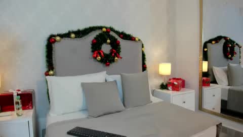 penelopeowenn online show from 12-23-25, 03:04