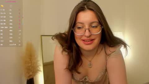 Hi  Im Peneloppa online show from 10-08-25, 10:40