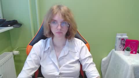 Snapshot of penny_lust chatting on 11-25-25, 07:41 Penny online show from 11-25-25, 07:41