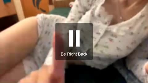 Margot online show from 10-28-25, 04:09