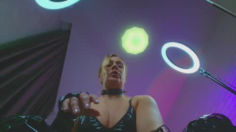 Snapshot of pepper_cat chatting on 12-26-24, 02:44 Dia online show from 12-26-24, 02:44