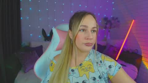 Snapshot of pepper_cat chatting on 01-17-25, 05:30 Dia online show from 01-17-25, 05:30