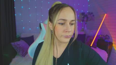 Snapshot of pepper_cat chatting on 01-25-25, 10:39 Dia online show from 01-25-25, 10:39