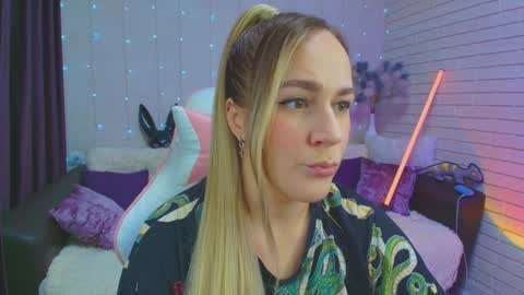 Snapshot of pepper_cat chatting on 01-31-25, 11:13 Dia online show from 01-31-25, 11:13