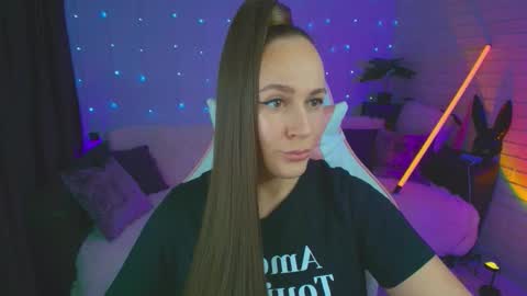 Snapshot of pepper_cat chatting on 09-15-25, 07:47 Dia online show from 09-15-25, 07:47