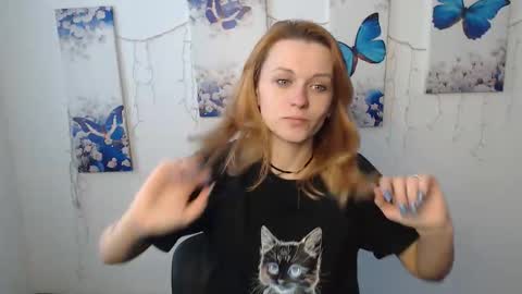 Mia online show from 01-16-26, 08:40