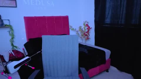 Snapshot of pequitasmedusa9 chatting on 10-07-25, 07:55 pequitasmedusa9 online show from 10-07-25, 07:55