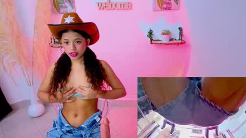 Snapshot of pequitasmedusa9 chatting on 10-16-25, 07:59 pequitasmedusa9 online show from 10-16-25, 07:59