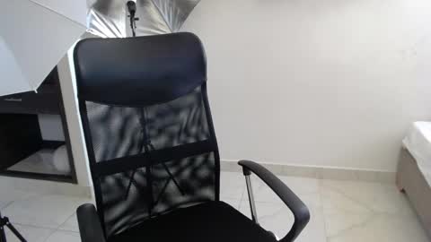 Snapshot of percibal_junior1 chatting on 01-24-25, 04:06 percibal_junior1 online show from 01-24-25, 04:06