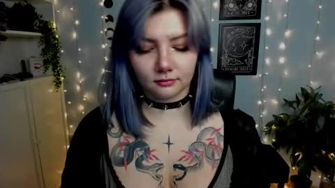 Snapshot of perfect_gabbie chatting on 11-11-25, 10:43 Gabbie online show from 11-11-25, 10:43