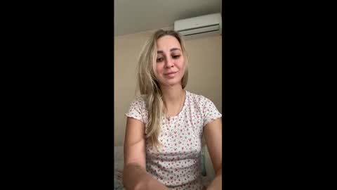 Julia online show from 11-14-25, 04:33