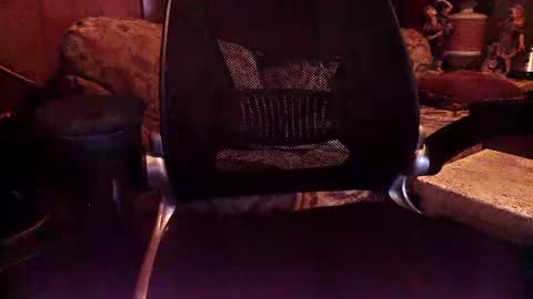 Snapshot of perfecto337 chatting on 09-21-25, 04:25 perfecto337 online show from 09-21-25, 04:25