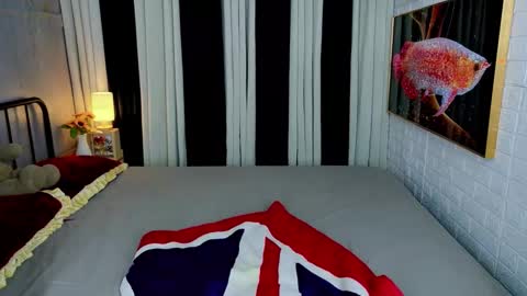 Chloe online show from 11-01-25, 02:02