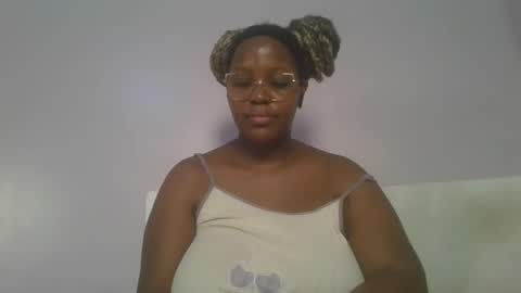 Snapshot of periwinkle20 chatting on 01-31-26, 07:11 Taurus online show from 01-31-26, 07:11