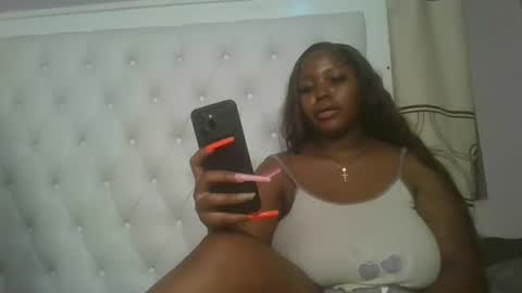 Snapshot of periwinkle20 chatting on 02-04-26, 06:47 Taurus online show from 02-04-26, 06:47