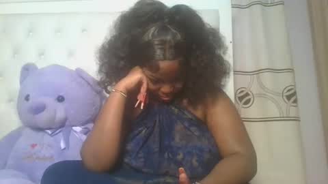 Snapshot of periwinkle20 chatting on 02-16-26, 03:35 Taurus online show from 02-16-26, 03:35