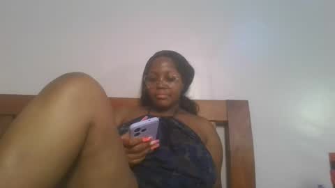 Snapshot of periwinkle20 chatting on 02-21-26, 02:01 Taurus online show from 02-21-26, 02:01