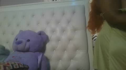 Snapshot of periwinkle20 chatting on 04-13-26, 03:06 Taurus online show from 04-13-26, 03:06