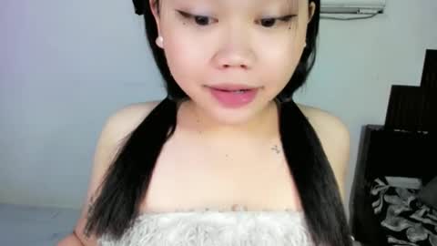 island girl online show from 10-26-25, 07:14