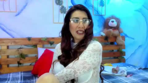 Perla Franco online show from 12-18-24, 05:26