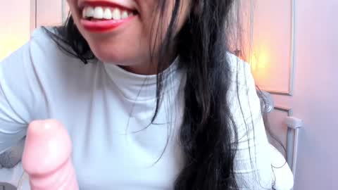 PerlaPreciosa online show from 01-21-25, 09:24