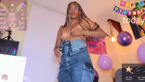 Snapshot of persefone__xxx chatting on 09-09-25, 09:14 persefone__xxx online show from 09-09-25, 09:14