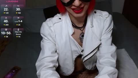 persefone_fire online show from 01-01-25, 10:56