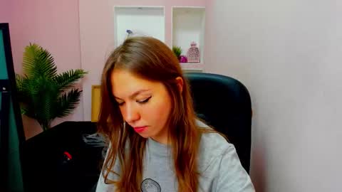 horror flying on the wings of the night.... online show from 10-15-25, 08:31