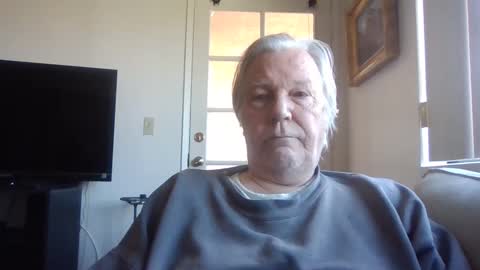 Snapshot of pervdude01 chatting on 11-23-25, 08:08 Nut4aNickel online show from 11-23-25, 08:08