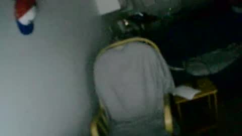 Snapshot of perver696969 chatting on 03-04-25, 05:32 sex adicted online show from 03-04-25, 05:32