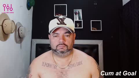 Carlos online show from 01-21-25, 03:54