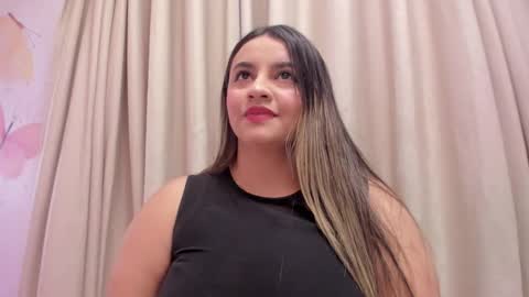 LAURA  online show from 01-08-25, 11:10