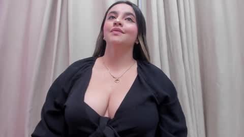LAURA  online show from 01-31-25, 11:35