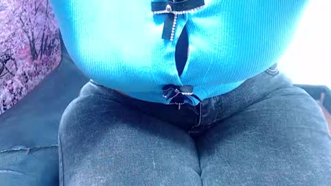 Snapshot of pervert_suseth chatting on 12-18-24, 03:22 Suseth online show from 12-18-24, 03:22