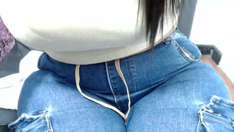 Snapshot of pervert_suseth chatting on 12-20-24, 07:28 Suseth online show from 12-20-24, 07:28
