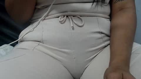 Snapshot of pervert_suseth chatting on 01-23-25, 02:07 Suseth online show from 01-23-25, 02:07
